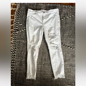 American Eagle Next Level Stretch Distressed Jeggings White sz 18